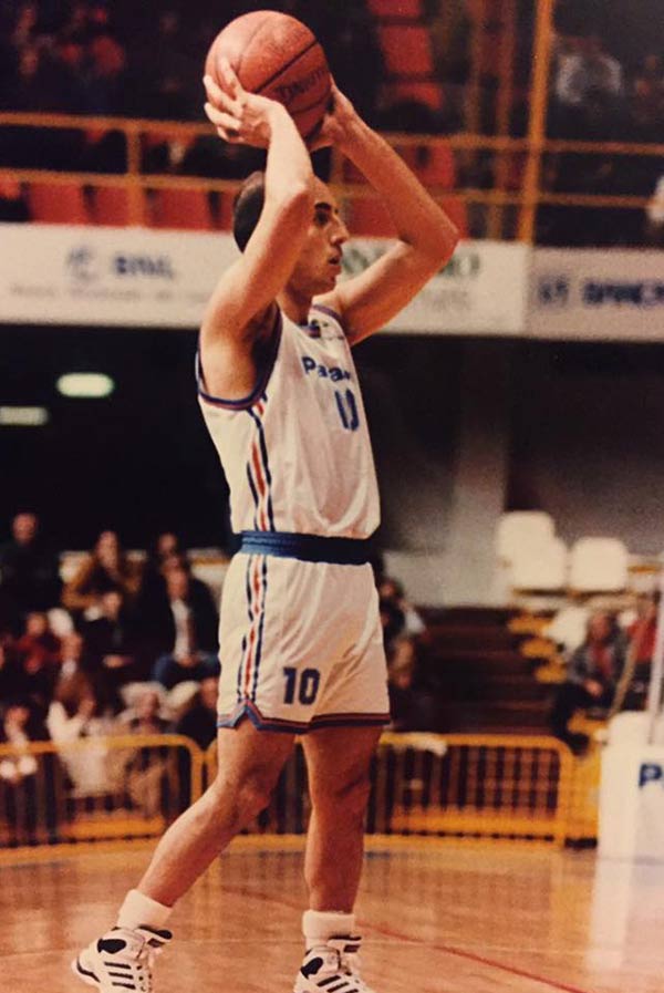 Donato Avenia basket