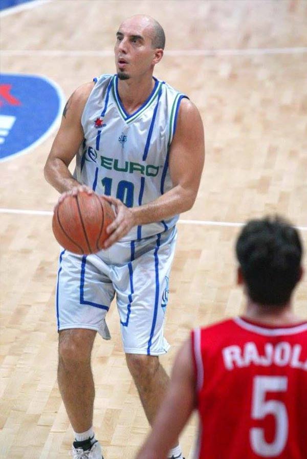 Donato Avenia basket
